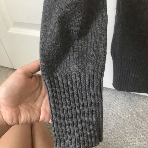 GAPKIDS GREY SWEATER WITH PINK SEQUIN BOW - Picture 5 of 5